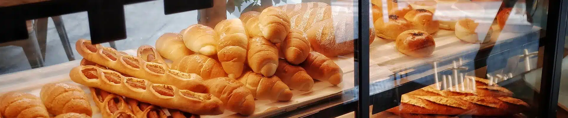 Obrador y panadería Bakery con bollería en el centro comercial Aragonia, Zaragoza